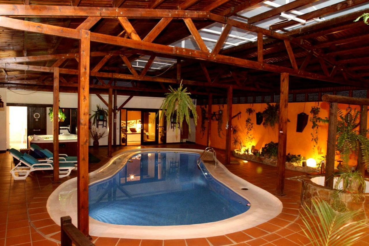 Villa Spa Las Tinajas Triquivijate エクステリア 写真