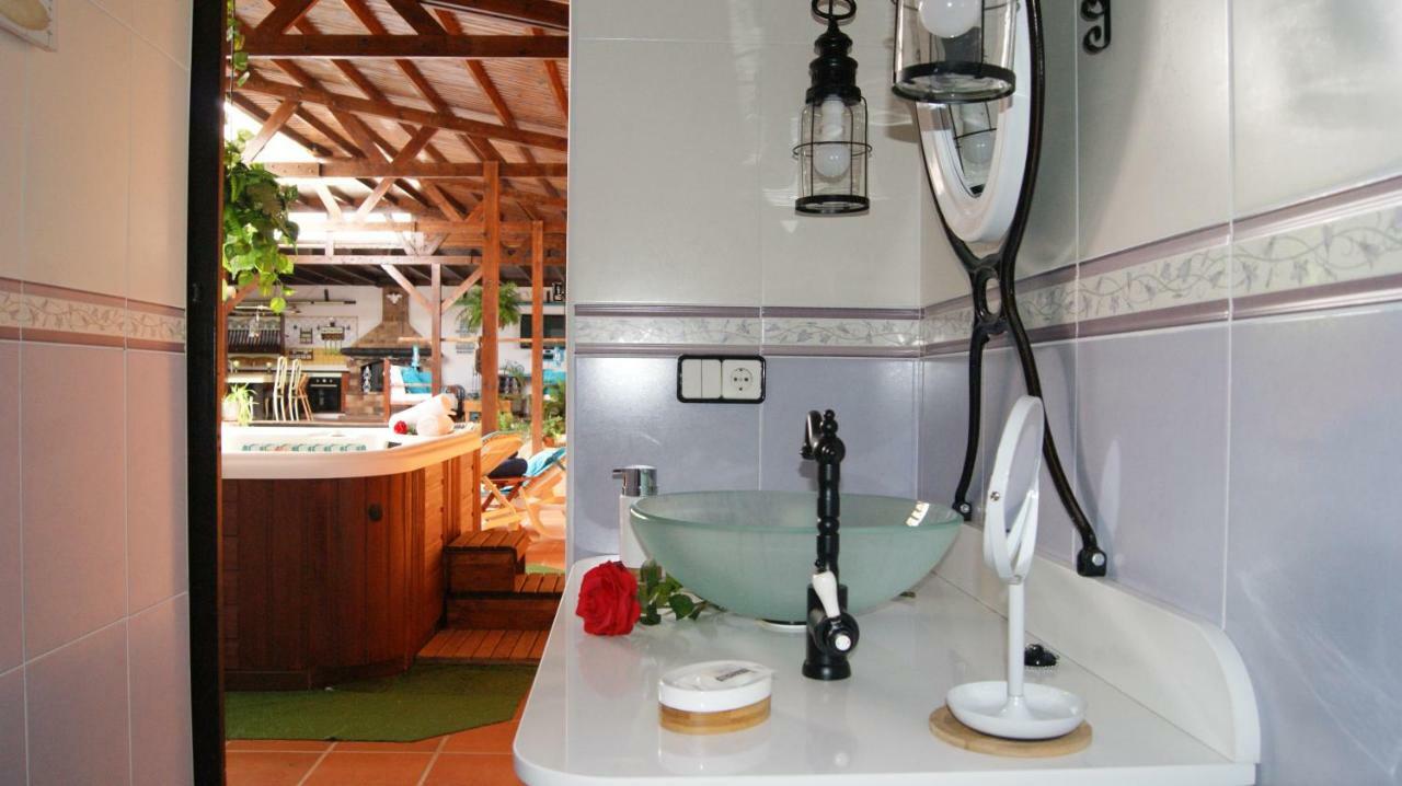 Villa Spa Las Tinajas Triquivijate エクステリア 写真